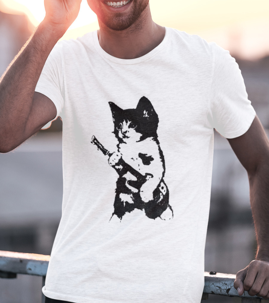 Rockstar Kitten Vintage Gun Holder Retro Style T-Shirt