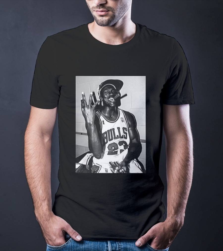 Chicago Bulls Michael 23 Cigar Celebration 4x Champions T-Shirt
