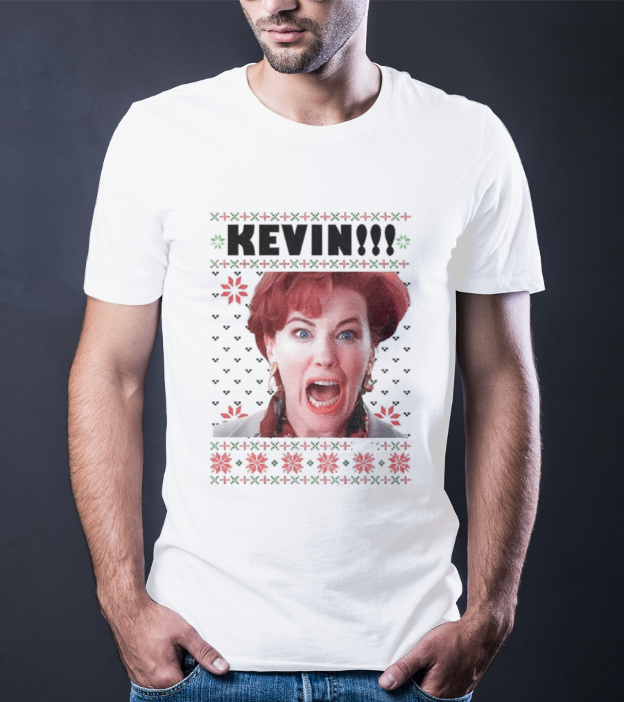 Kate McCallister Kevin Home Alone Movie Christmas Scene T-Shirt