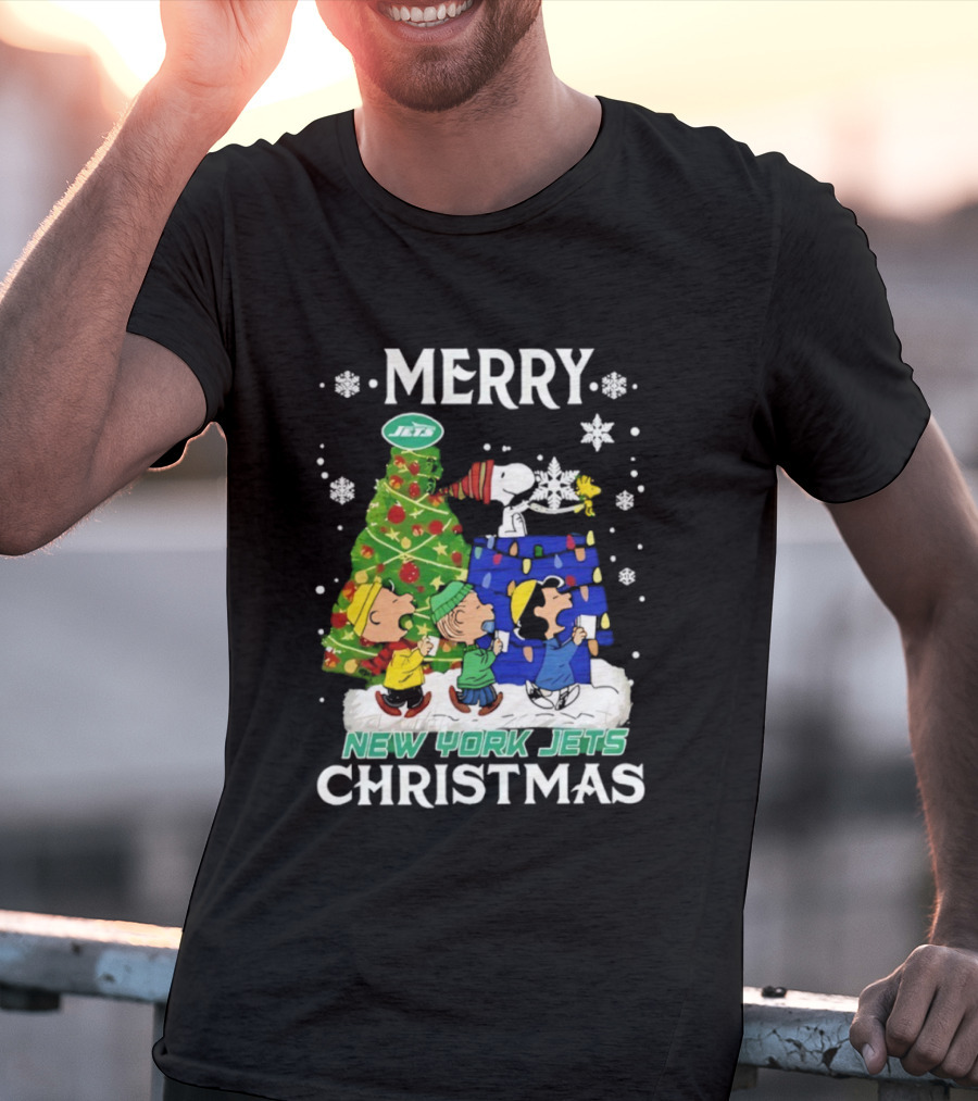 Merry Christmas Snoopy Friends New York Jets NFL Celebration T-Shirt