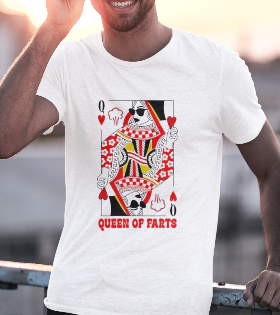 Queen Of Hearts Farts Playing Card Novelty T-Shirt