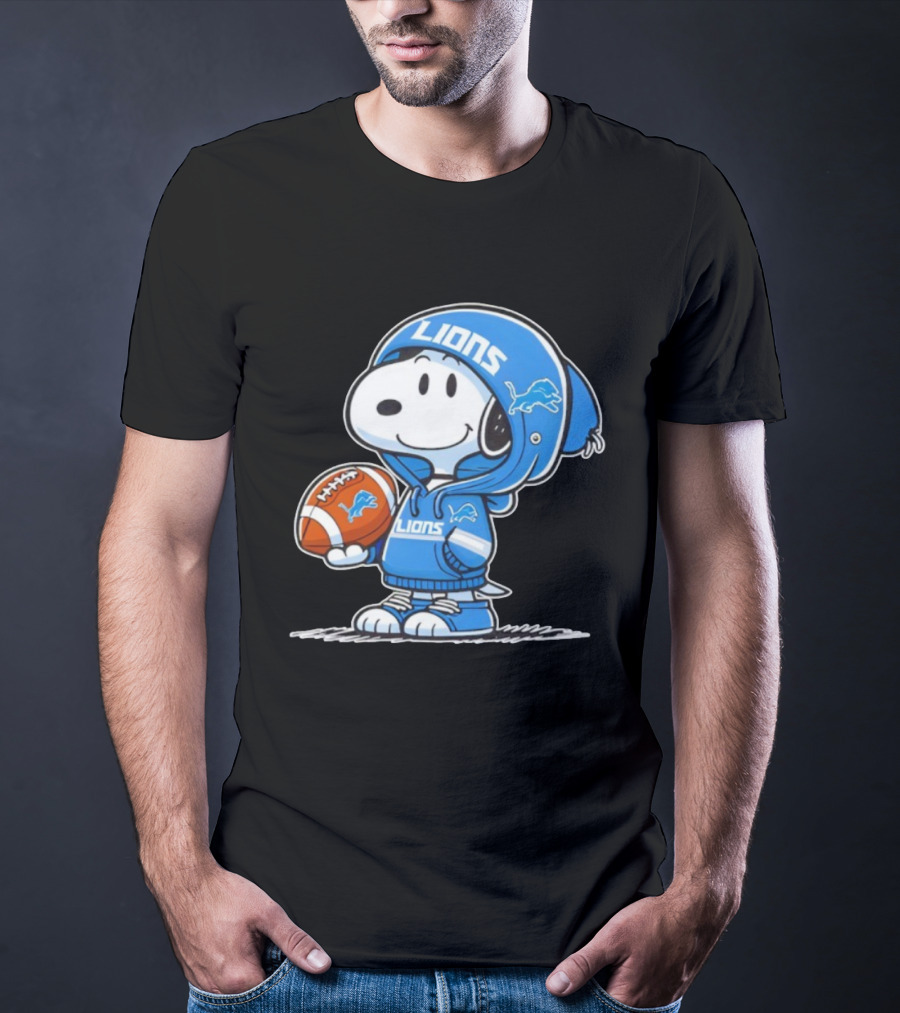 Detroit Lions Snoopy Football Fan Gear T-Shirt