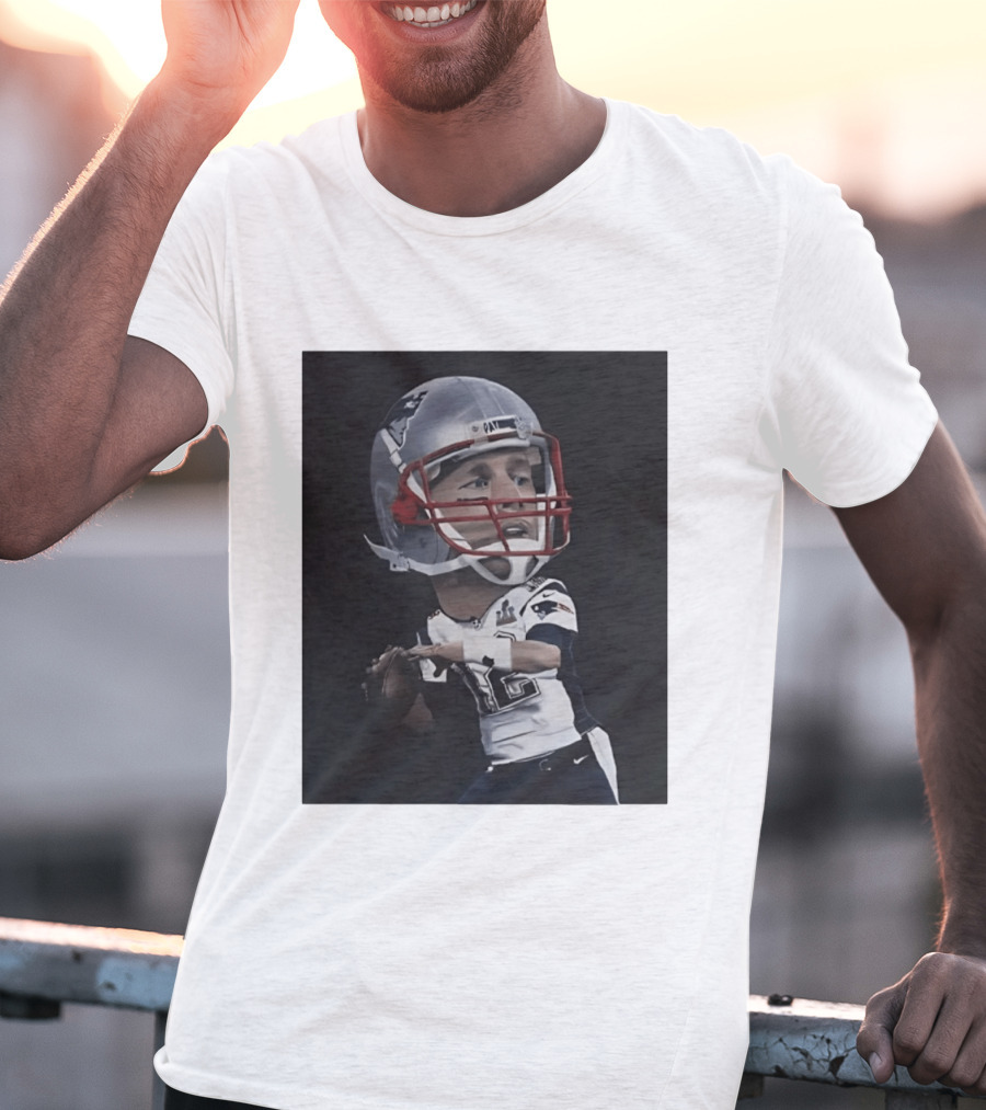 Tom Brady New England Patriots Caricature Super Bowl MVP Quarterback 12 Football Helmet T-Shirt
