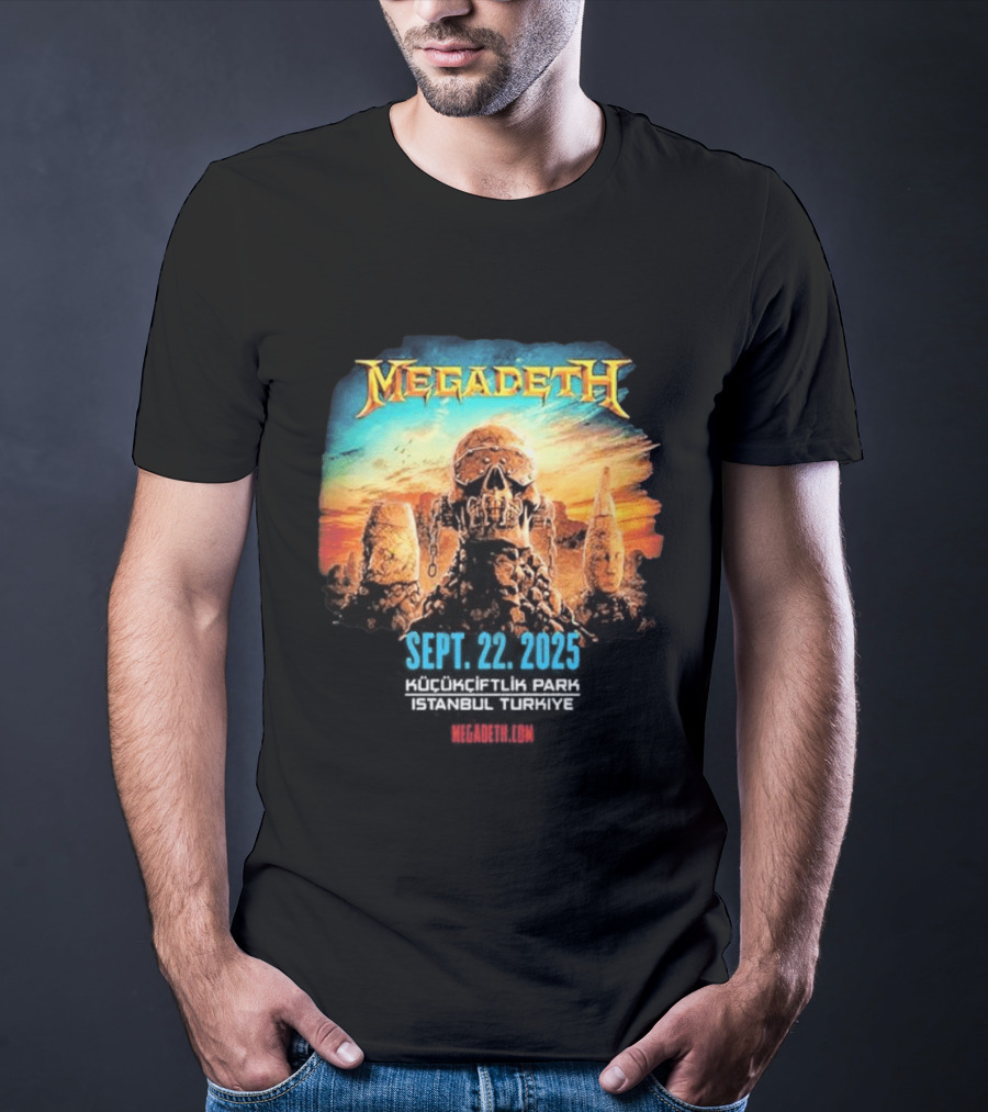 Megadeth September 22 2025 Küçükçiftlik Park Istanbul Turkey Skull T-Shirt