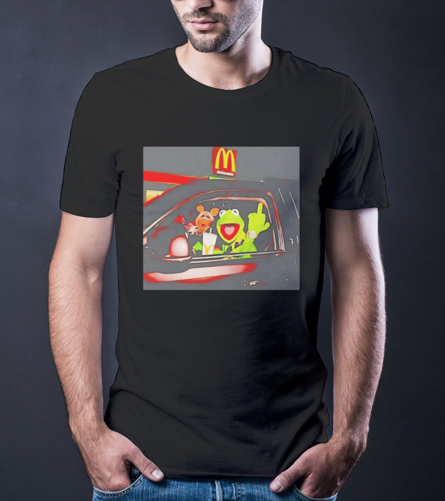 Kermit Frog Middle Finger Miss Piggy Car McDonald's Ride T-Shirt
