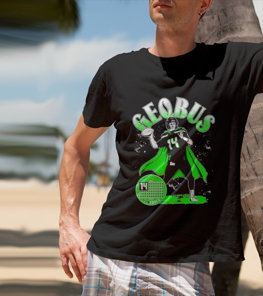 Geqbus Protector 14 Sam Erica Football Hero Green Cape T-Shirt
