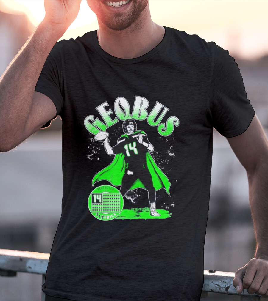 Geqbus Protector 14 Sam Erica Football Hero Green Cape T-Shirt