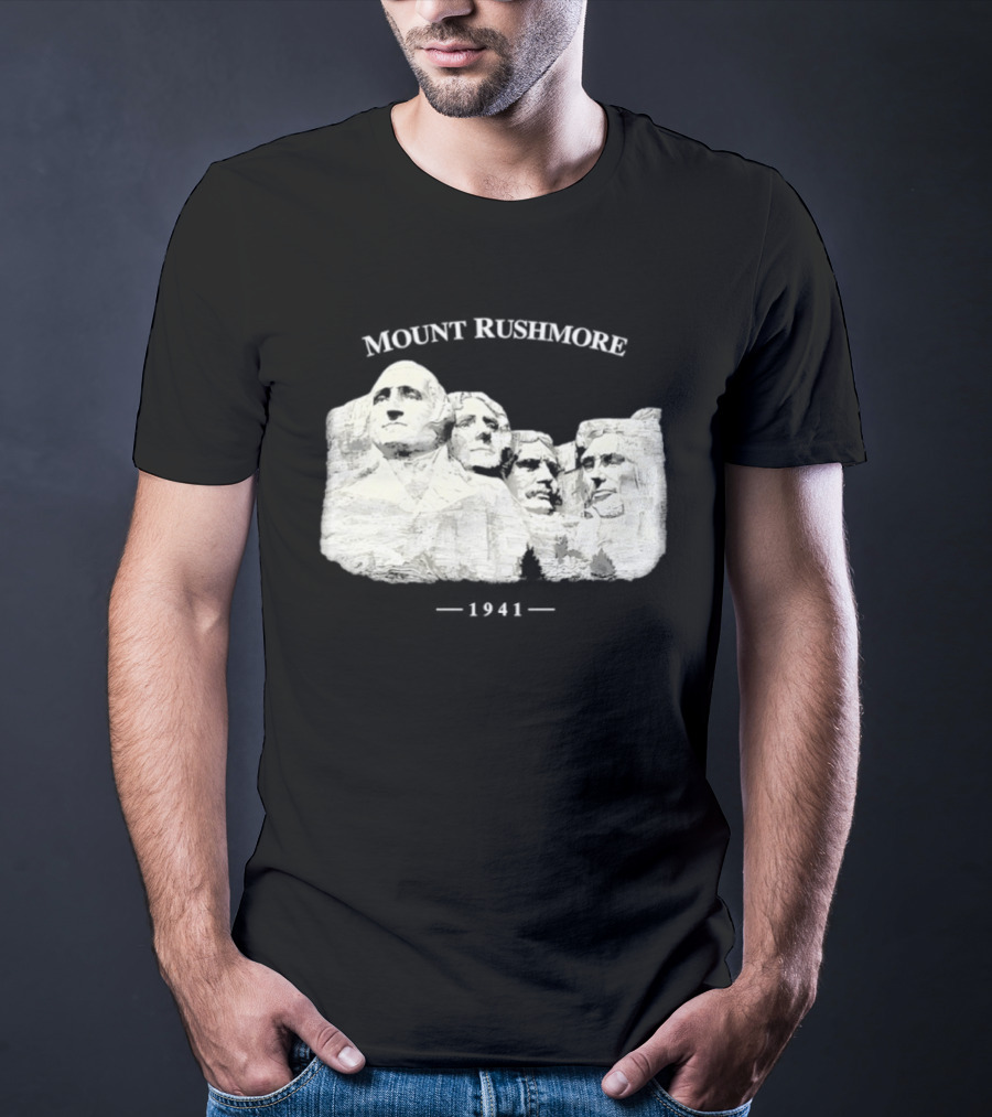 Mount Rushmore National Memorial South Dakota 1941 T-Shirt