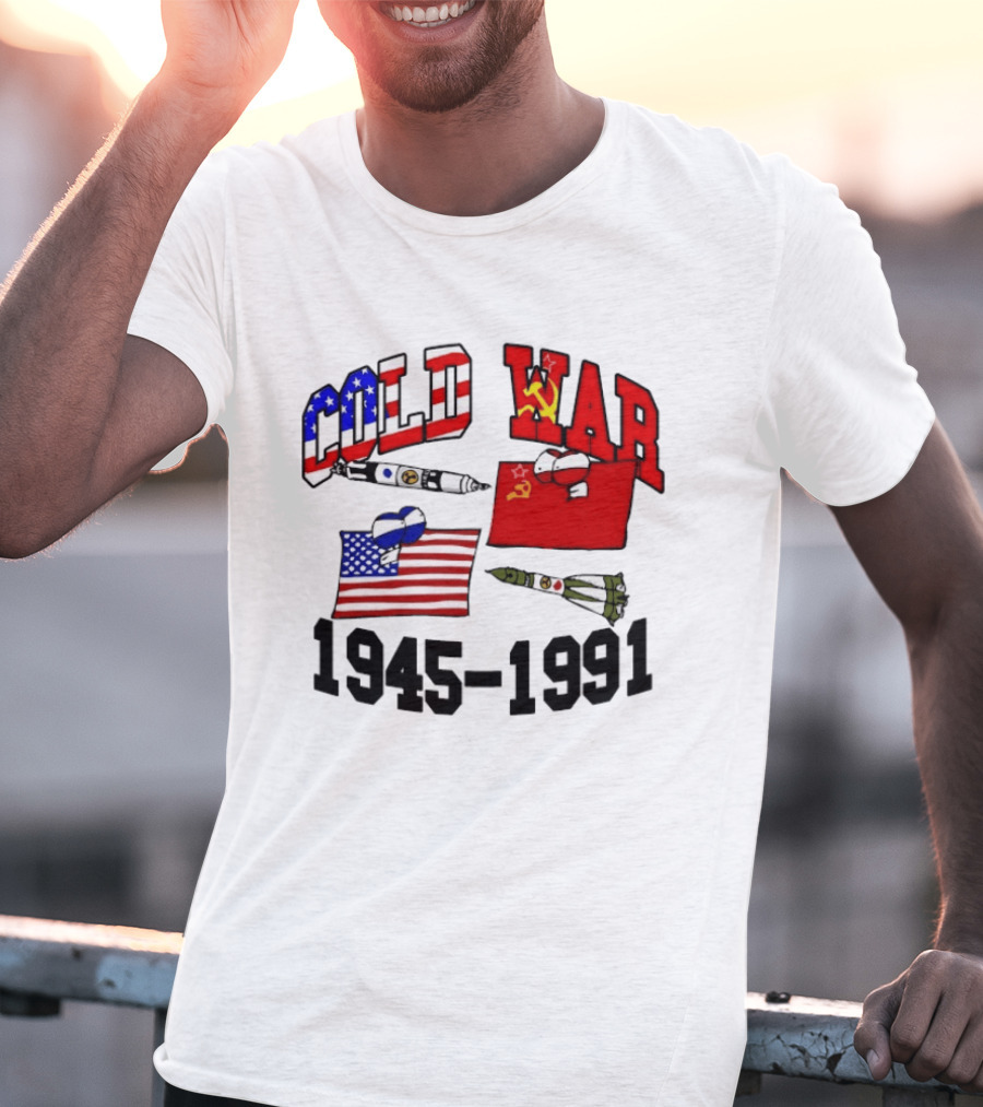 Cold War 1945 1991 American Soviet Rivalry Flags And Rockets T-Shirt