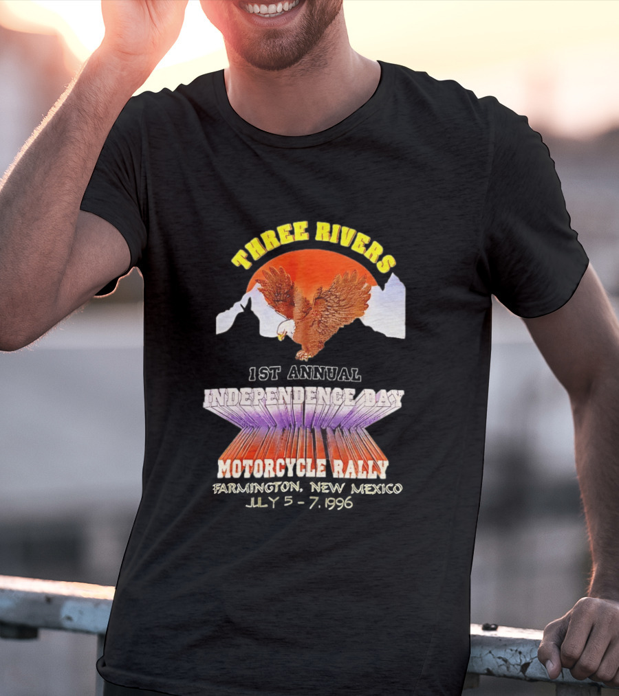 Three Rivers Independence Day Motorcycle Rally Bald Eagle Sunset T-Shirt