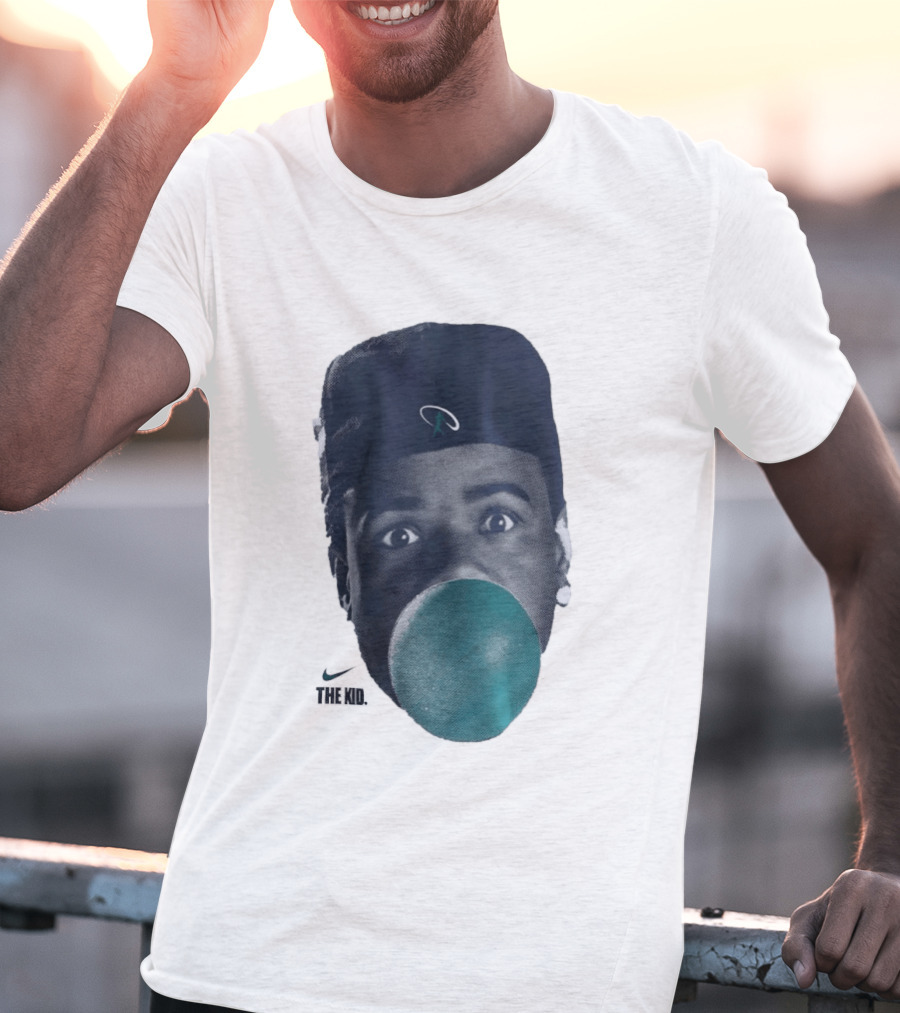 Ken Griffey Jr The Kid Seattle Mariners Hat Bubblegum T-Shirt