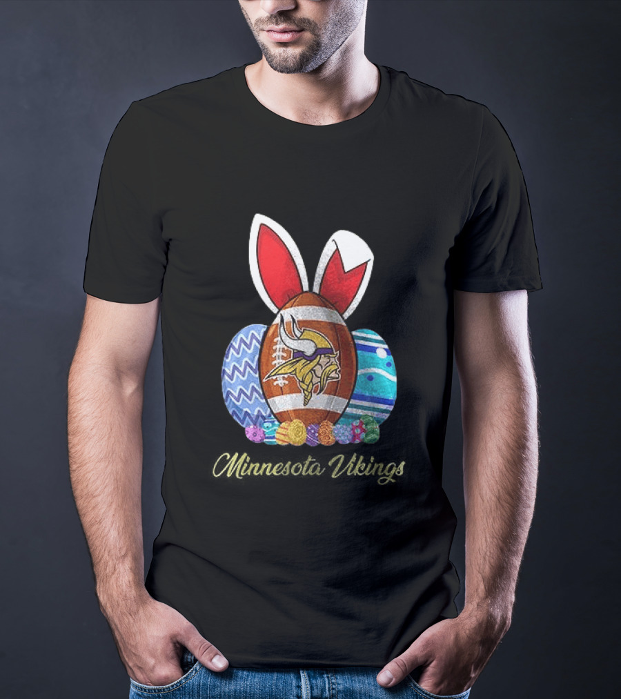 Minnesota Vikings Buc Ees Easter Day Some Bunny Loves The Vikings T-Shirt