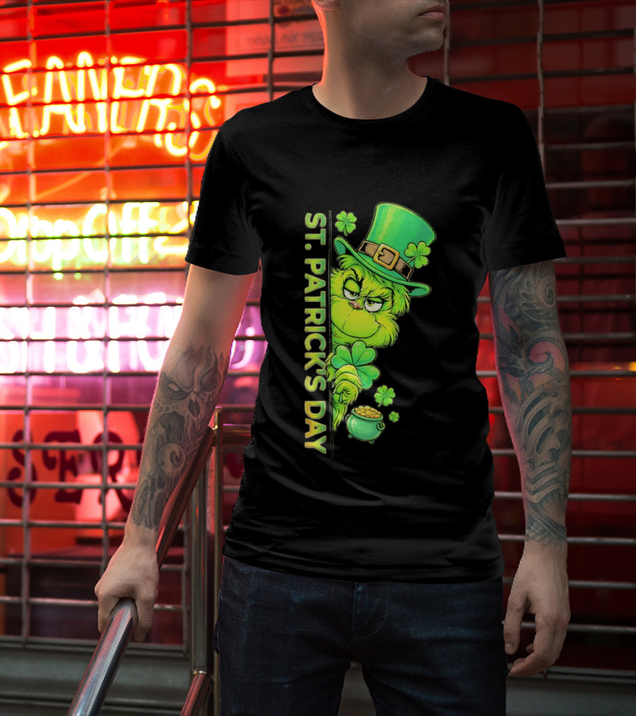 St. Patrick's Day Grinch With Leprechaun Hat And Gold Pot T-Shirt