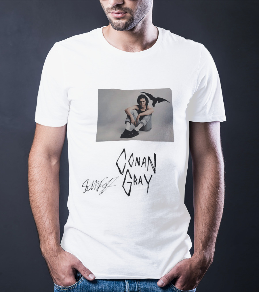 Conan Gray Sitting Pose With Bird T-Shirt