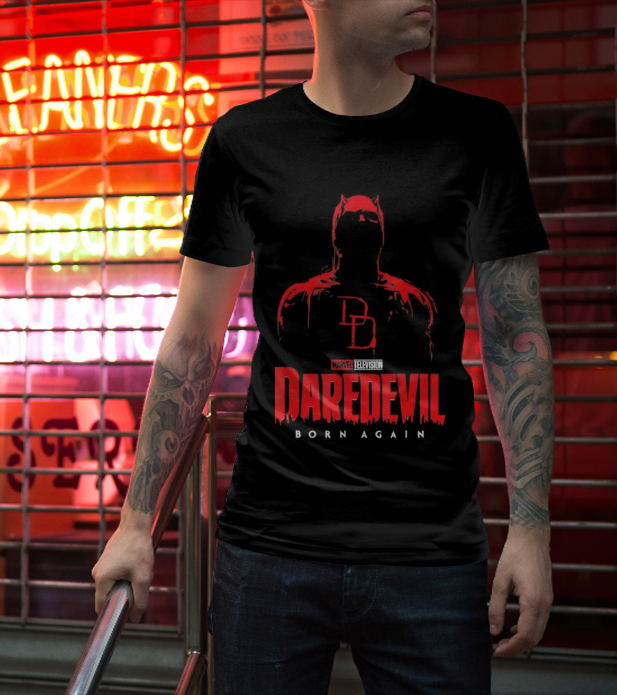 Marvel Daredevil Born Again DD Silhouette Red T-Shirt