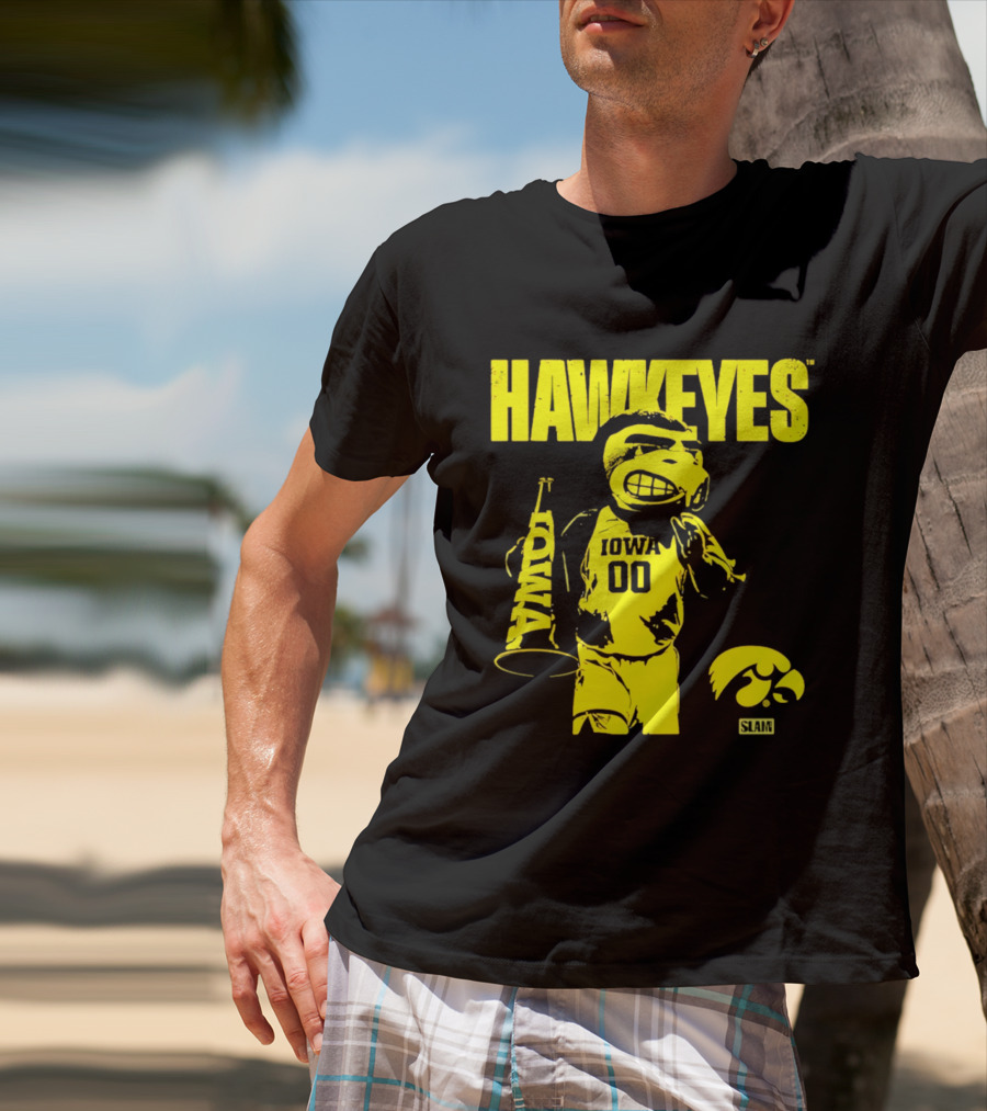 Iowa Hawkeyes Mode Slam Vintage Mascot Basketball 00 T-Shirt