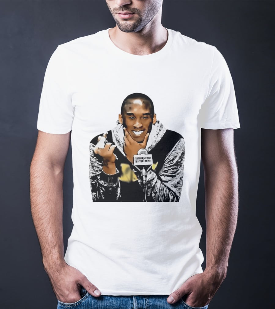 Kobe Bryant Iconic Middle Finger Moment At Press Conference T-Shirt