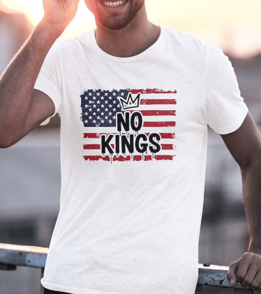 No Kings In America US Flag With Crown Melting Effect T-Shirt