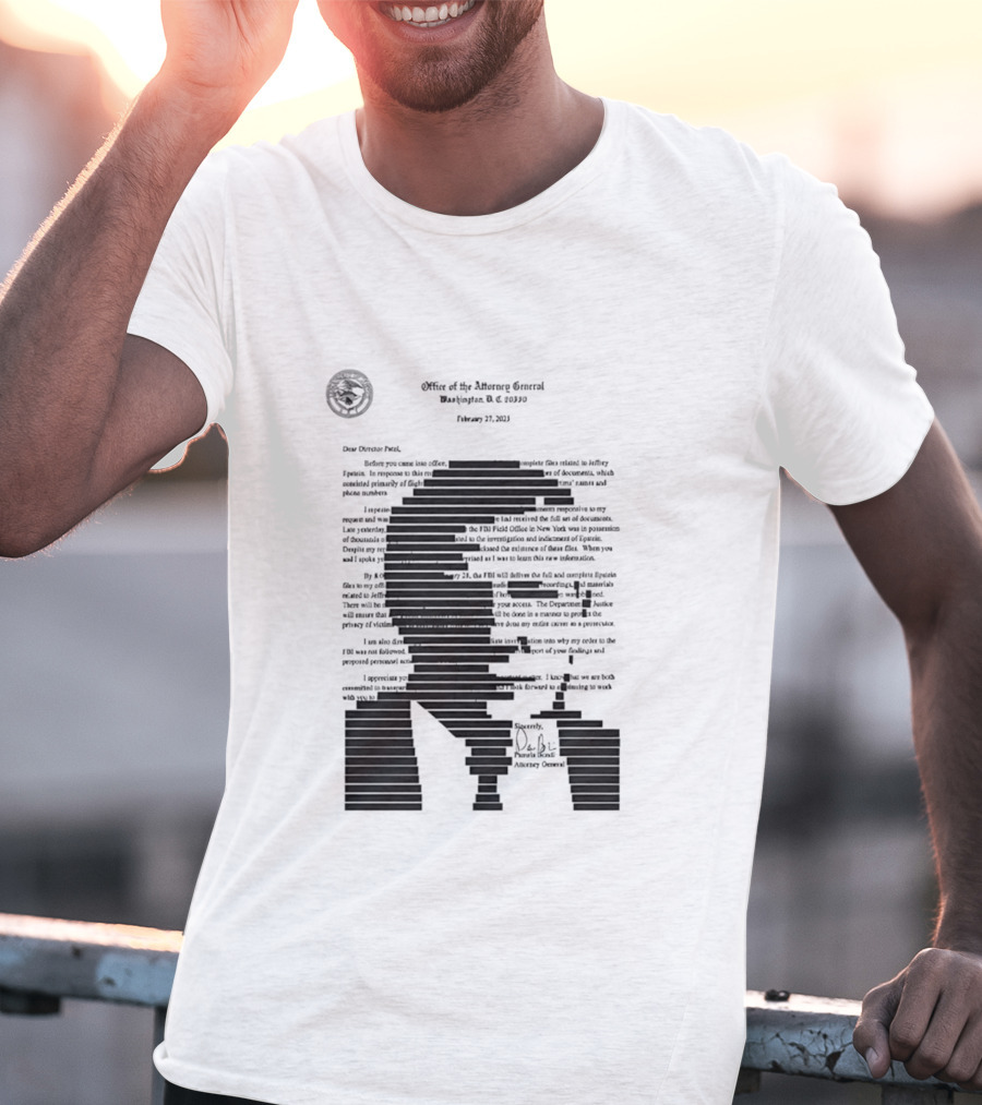 Trump Redactor In Chief Mueller Investigation Report Satire T-Shirt