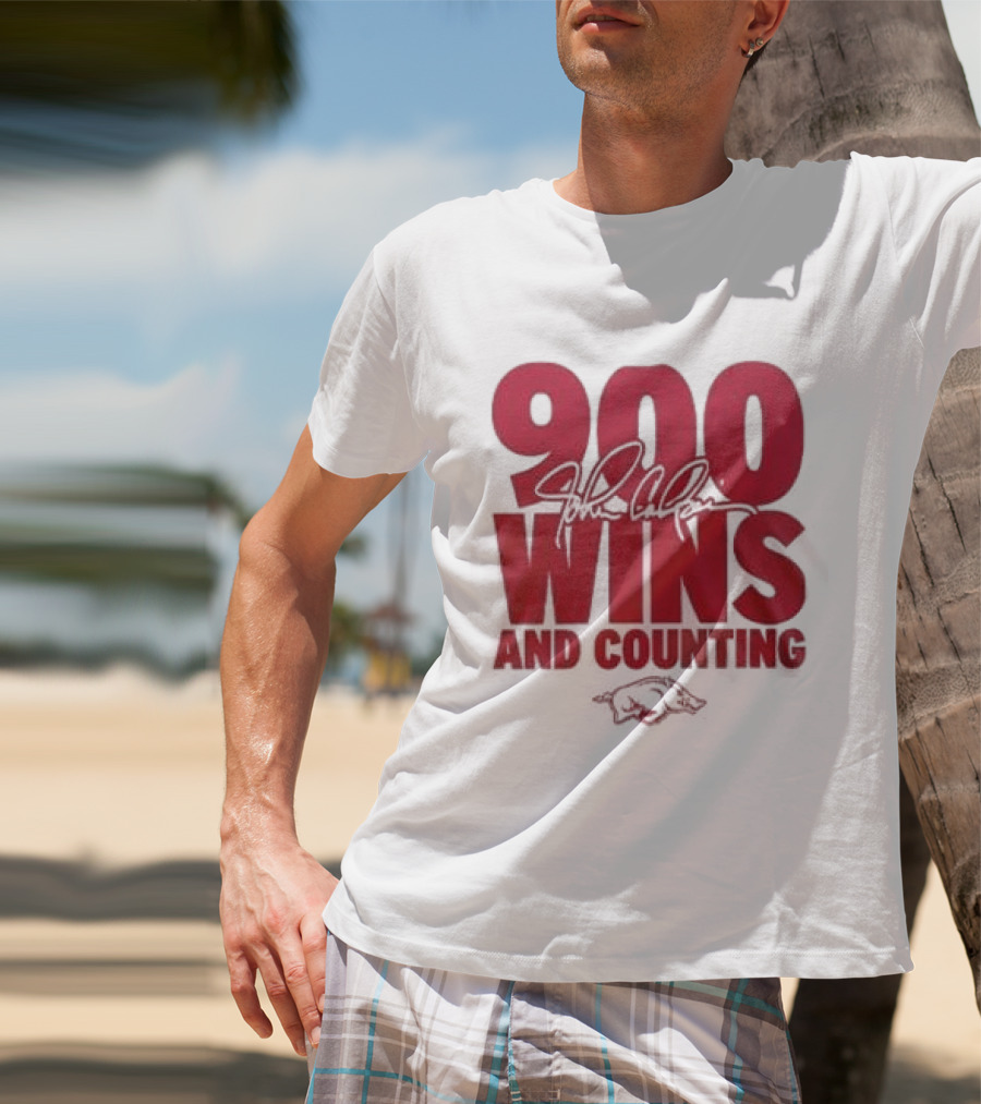 Arkansas Razorbacks Basketball 900 Wins And Counting Coach John Calipari 2026 T-Shirt