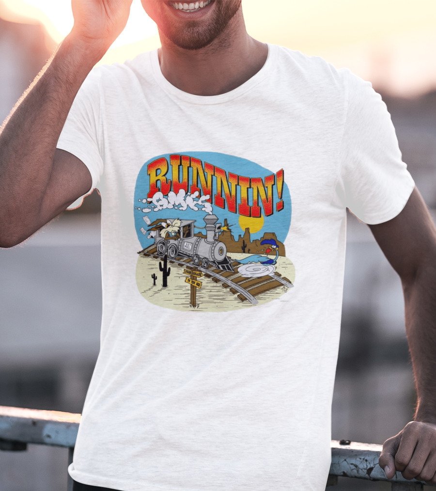 Runnin Road Runner Wile E. Coyote Train Desert Chase Adventure T-Shirt