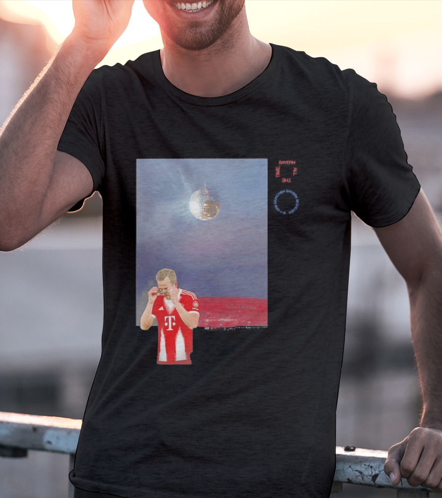 Harry Kane Bayern Munich Disco Ball Football T-Shirt