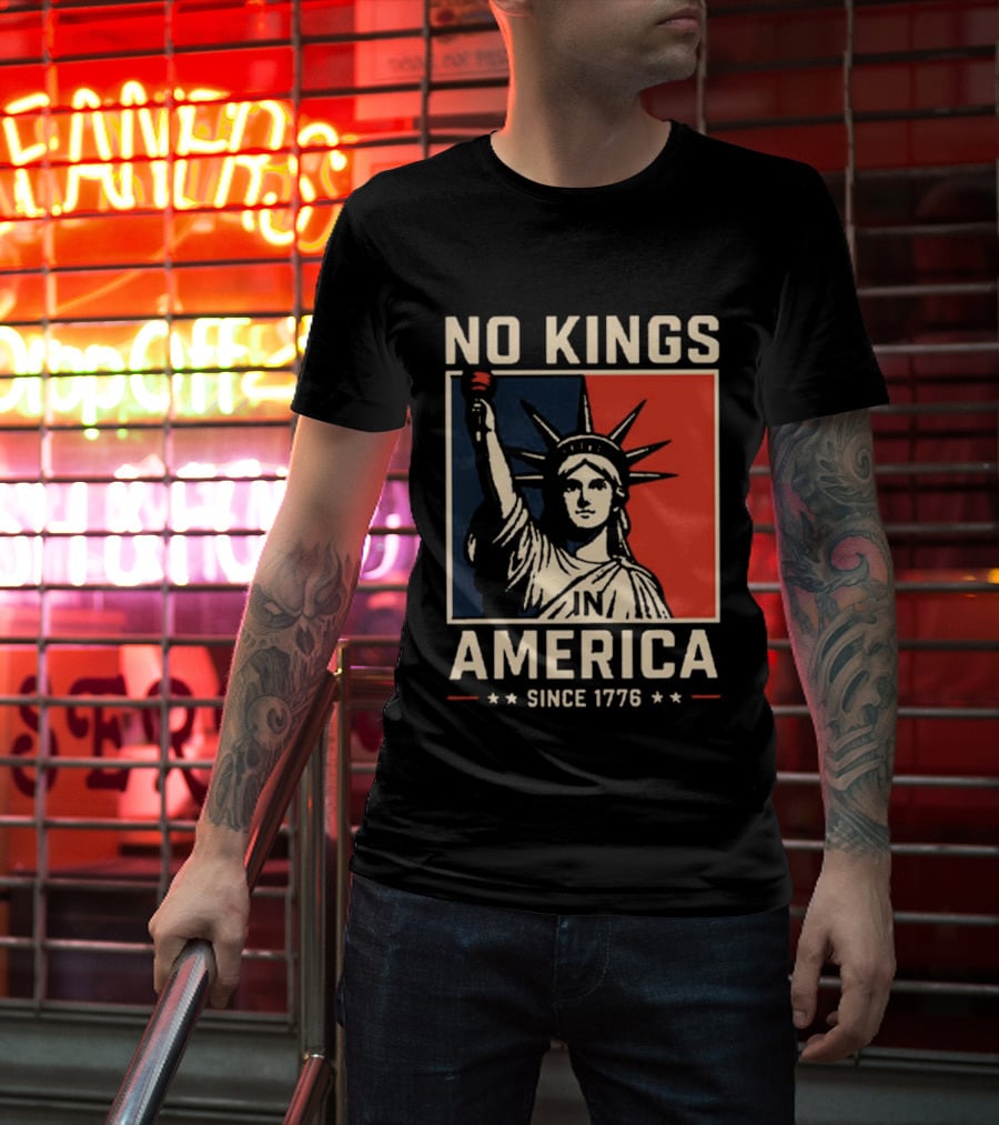 No Kings America Statue Since 1776 Comfort Colors® T-Shirt