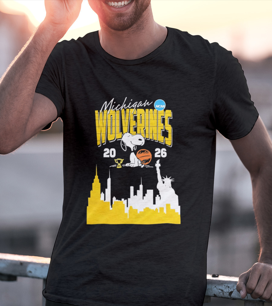Michigan Wolverines NCAA Basketball Snoopy City Skyline 2026 T-Shirt