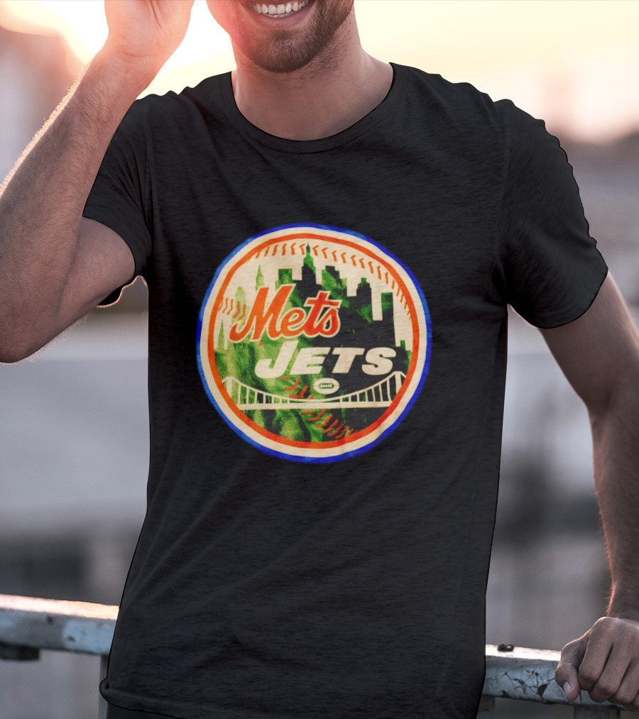 New York Mets Jets Football Baseball Crossover Skyline Bridge T-Shirt