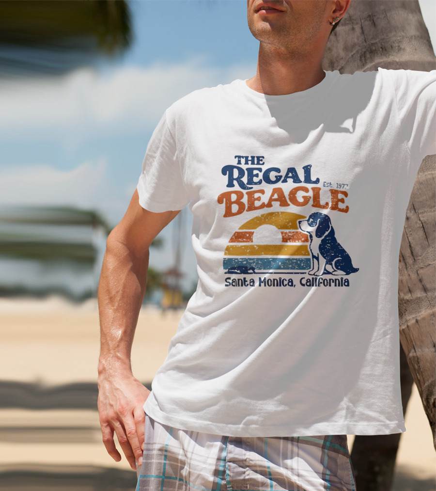 The Regal Beagle Santa Monica California Est 1977 Vintage Sunset Dog T-Shirt