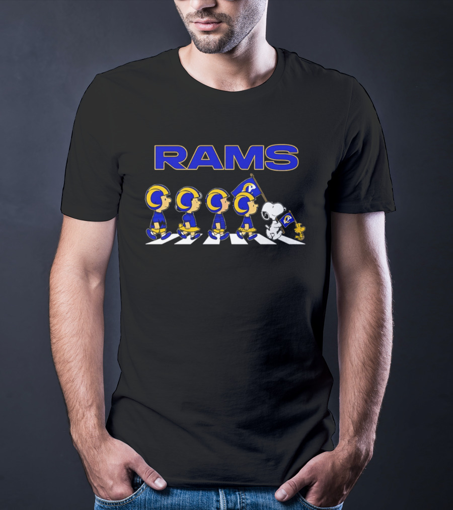 Peanuts Rams Football Flag Cartoon Characters Parade T-Shirt