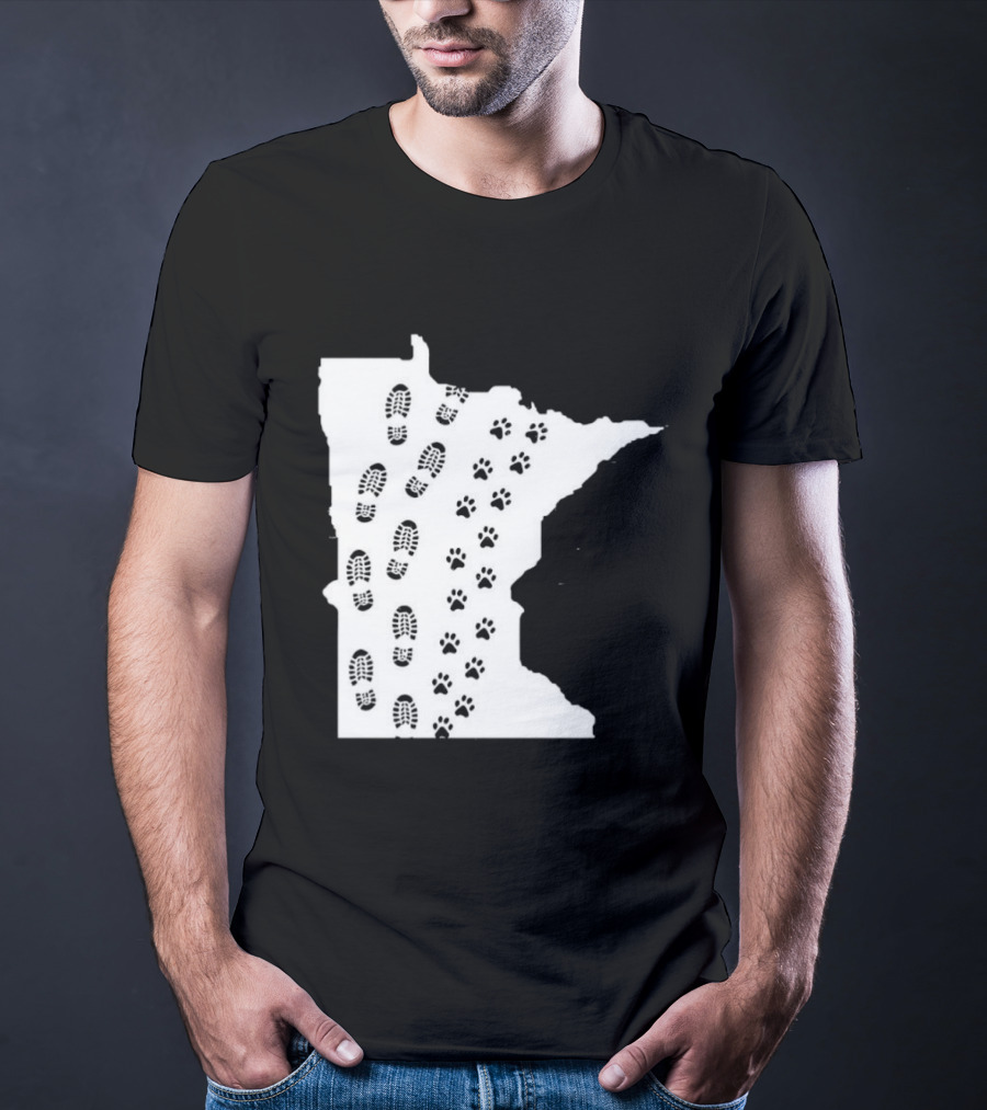 Minnesota Map Footprints And Paw Prints Outdoor Adventure T-Shirt