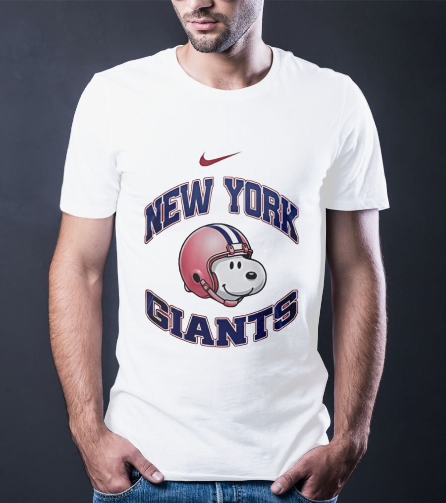 Nike New York Giants Snoopy Football Helmet T-Shirt