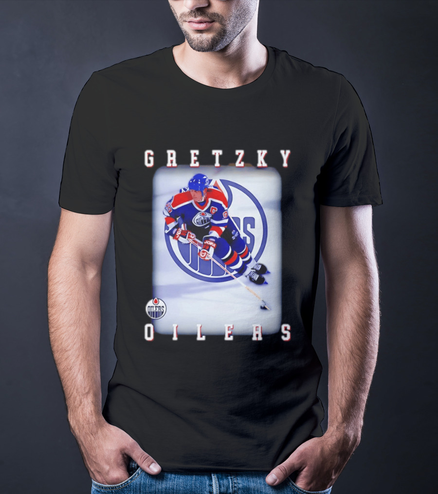 Wayne Gretzky Edmonton Oilers Iconic NHL Legend Action Shot T-Shirt