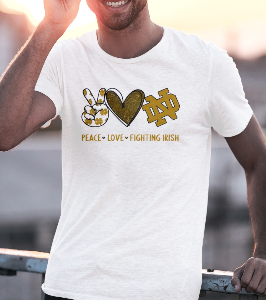Peace Love Notre Dame Fighting Irish Hand Sign Heart Shape ND T-Shirt