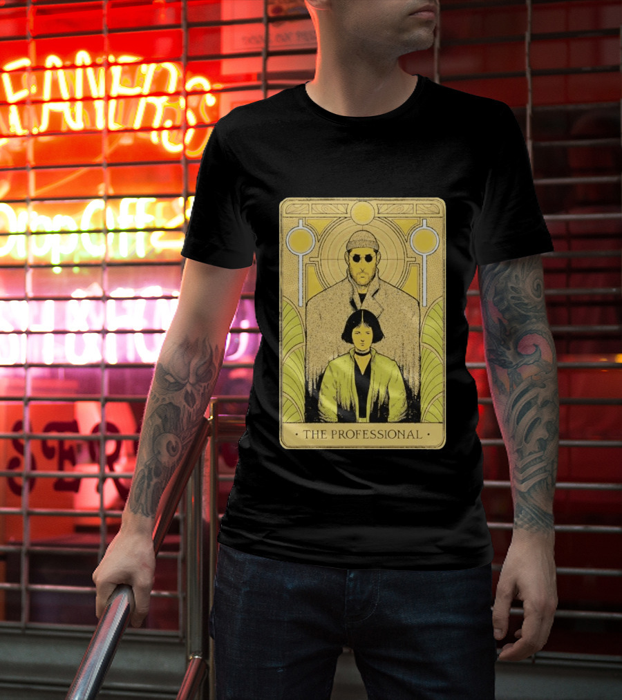 Léon The Professional Tarot Card T-Shirt