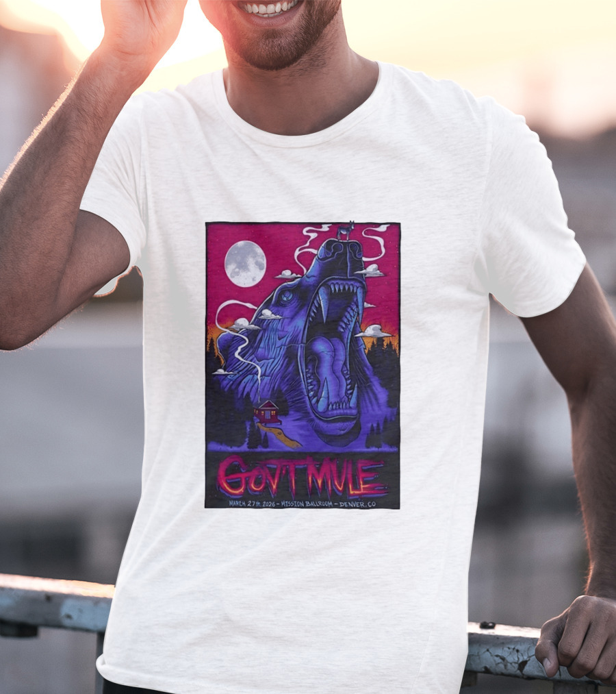 Govt Mule Mission Ballroom Denver March 27 2026 Mystical Bear And Moon Scene T-Shirt