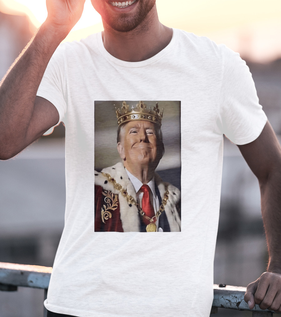 Donald Trump Crowned As King Regal Attire Red Tie Gold Crown T-Shirt
