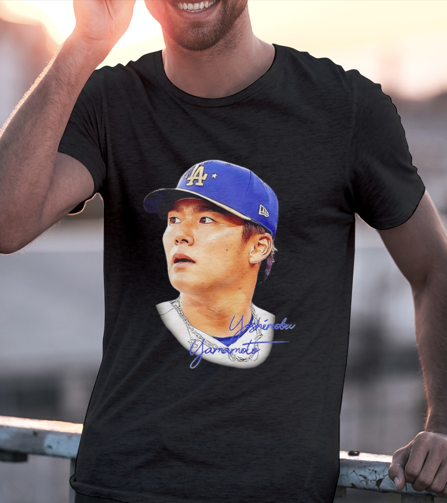 Yoshinobu Yamamoto Los Angeles Dodgers Baseball Player T-Shirt