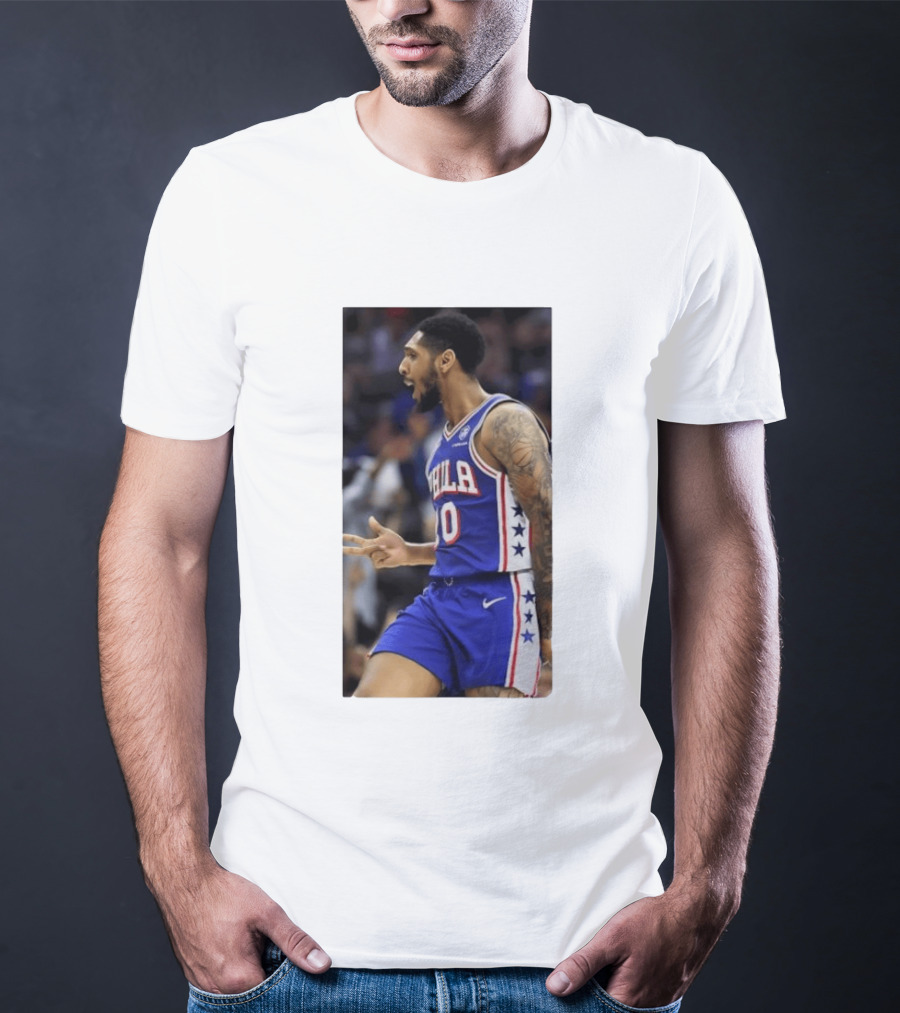 Philadelphia 76ers Robert Covington Number 33 NBA Basketball Sports Jersey Fan Merchandise T-Shirt