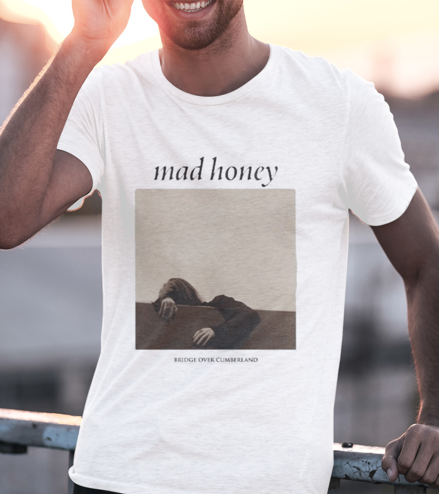 Mad Honey Bridge Over Cumberland Vintage Mood T-Shirt