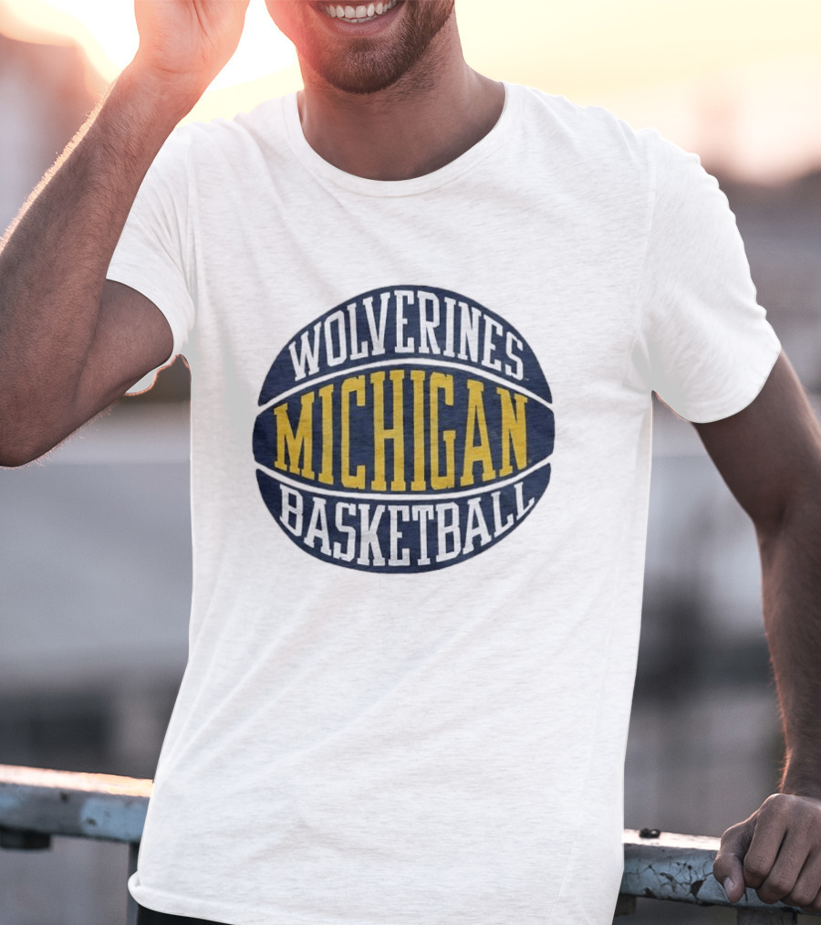 Michigan Wolverines Basketball NCAA Team Circle T-Shirt