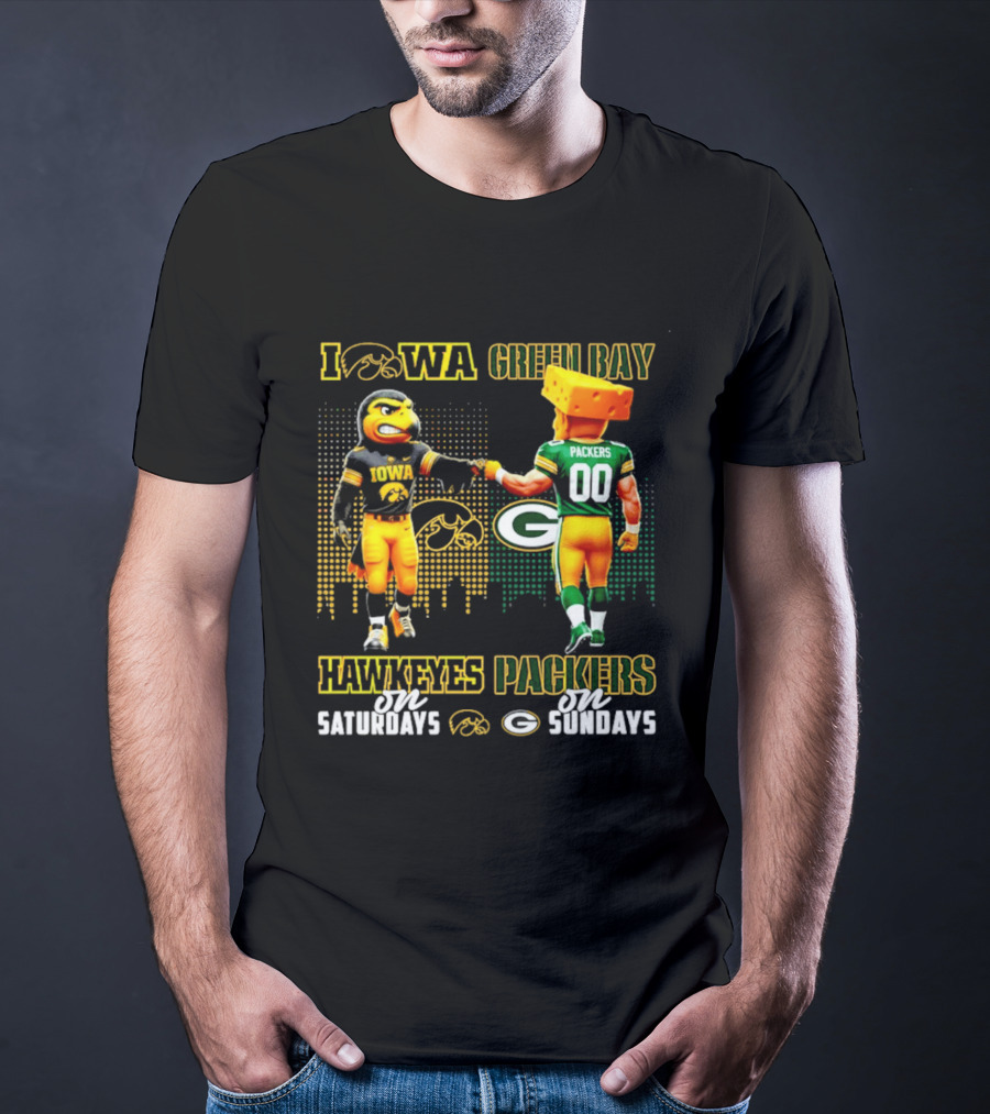 Iowa Hawkeyes On Saturdays Green Bay Packers On Sundays City Skyline T-Shirt