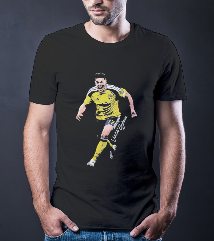 Viktor Gyokeres Player Illustration In Jersey T-Shirt