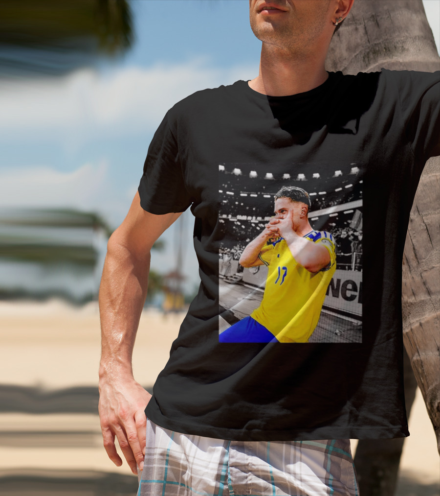 Viktor Gyokeres Sweden Yellow Soccer Jersey Celebration T-Shirt
