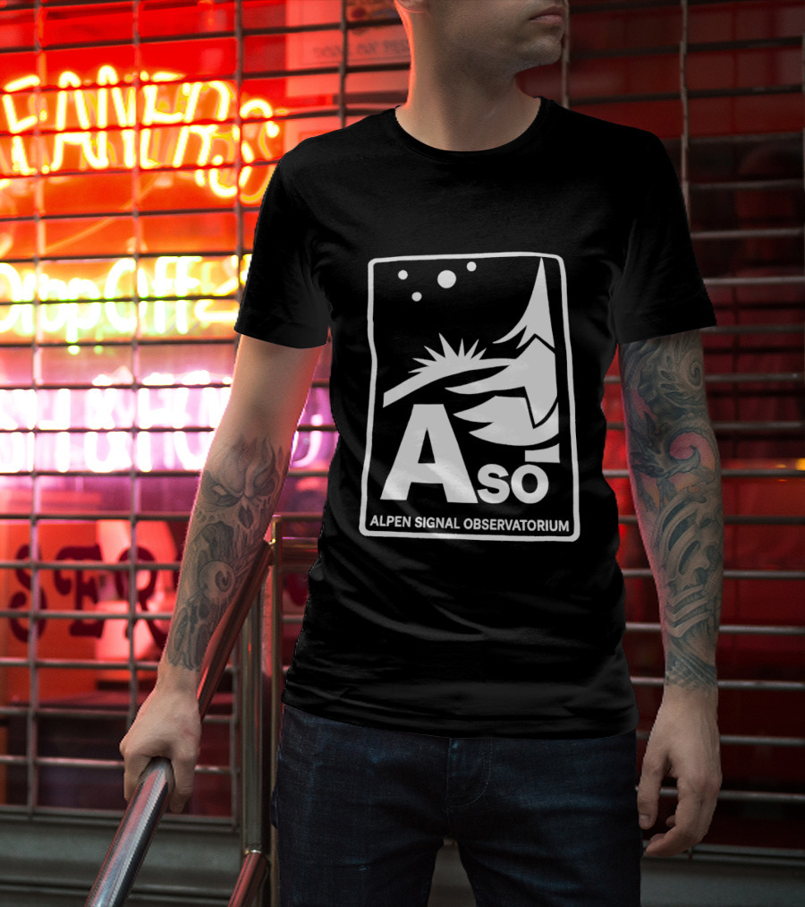 Aso Alpen Signal Observatorium Night Sky T-Shirt