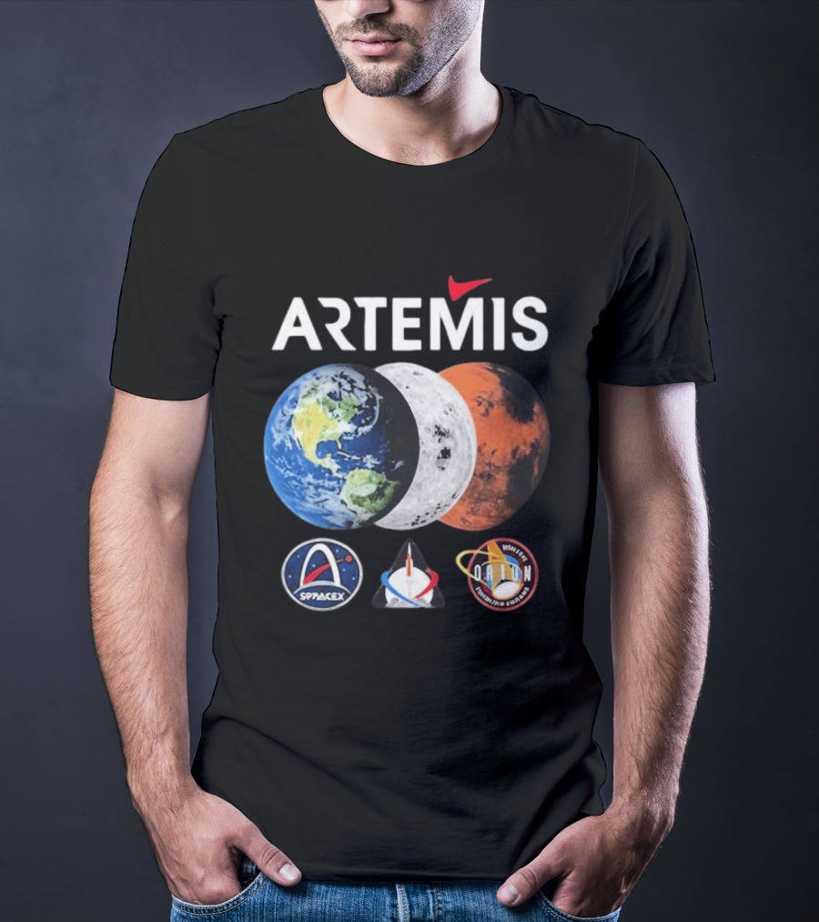 Artemis SpaceX Orion Mission Moon Earth Mars T-Shirt