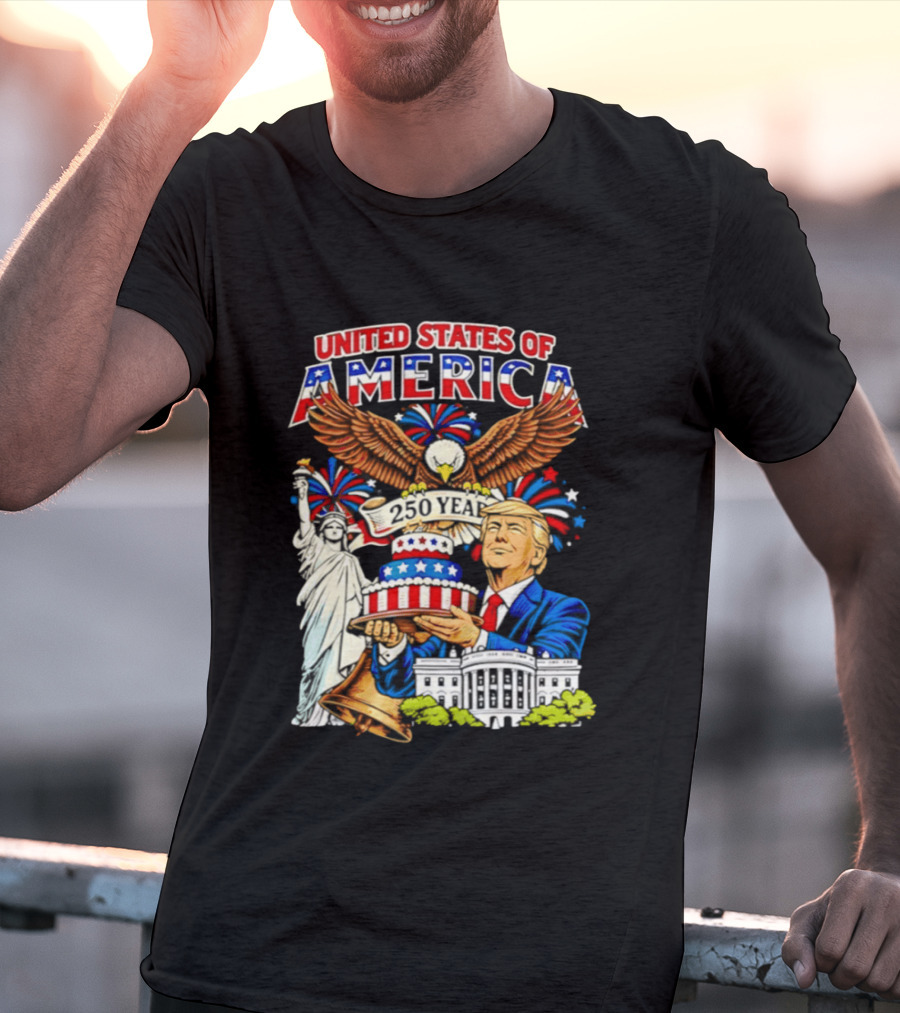 United States Of America 250 Years Celebration 4th Of July Trump With Birthday Cake And Eagle T-Shirt