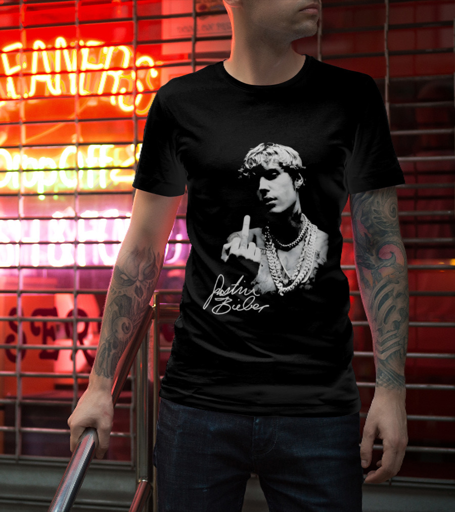 Justin Bieber Middle Finger Gesture T-Shirt