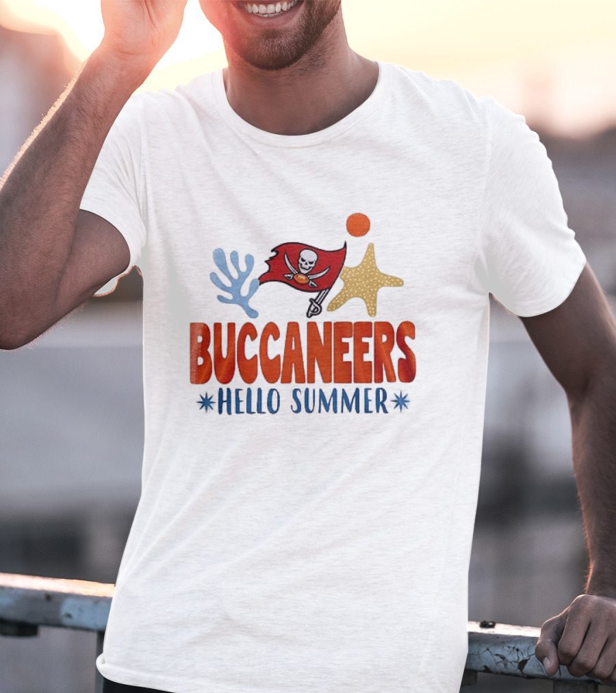 Tampa Bay Buccaneers Summer Fun Scream And Shout School's Out T-Shirt